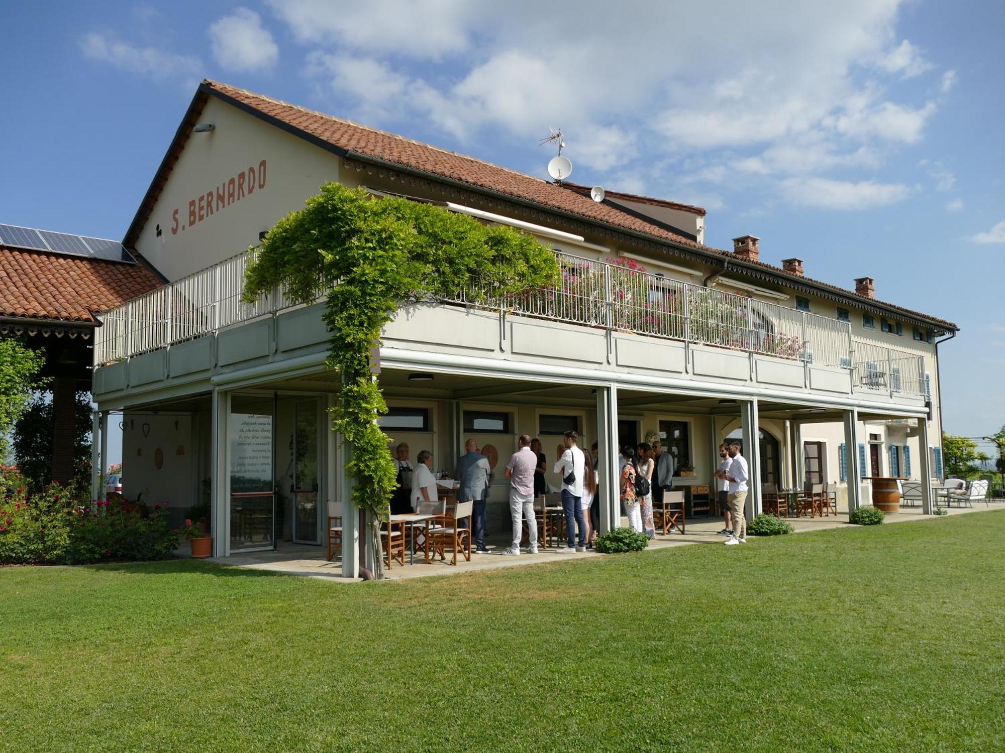 Braida Wine Resort Rocchetta Tanaro Eksteriør bilde